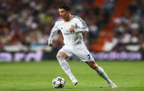 开云体育登录-德布劳内全场最佳无争议，加纳爆冷乌拉圭，足球之夜的双重震撼