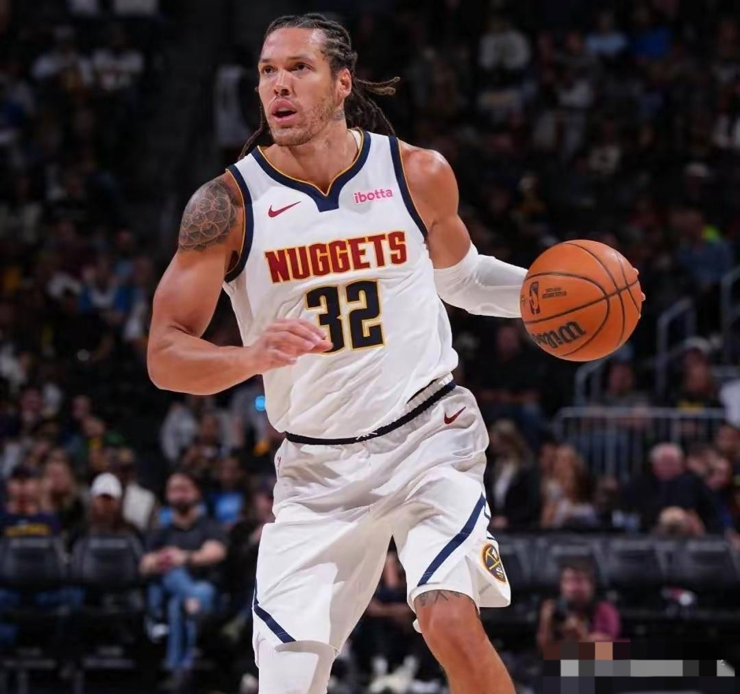 掘金横扫雷霆,戈贝尔惊艳四座 掘金横扫雷霆,戈贝尔惊艳四座