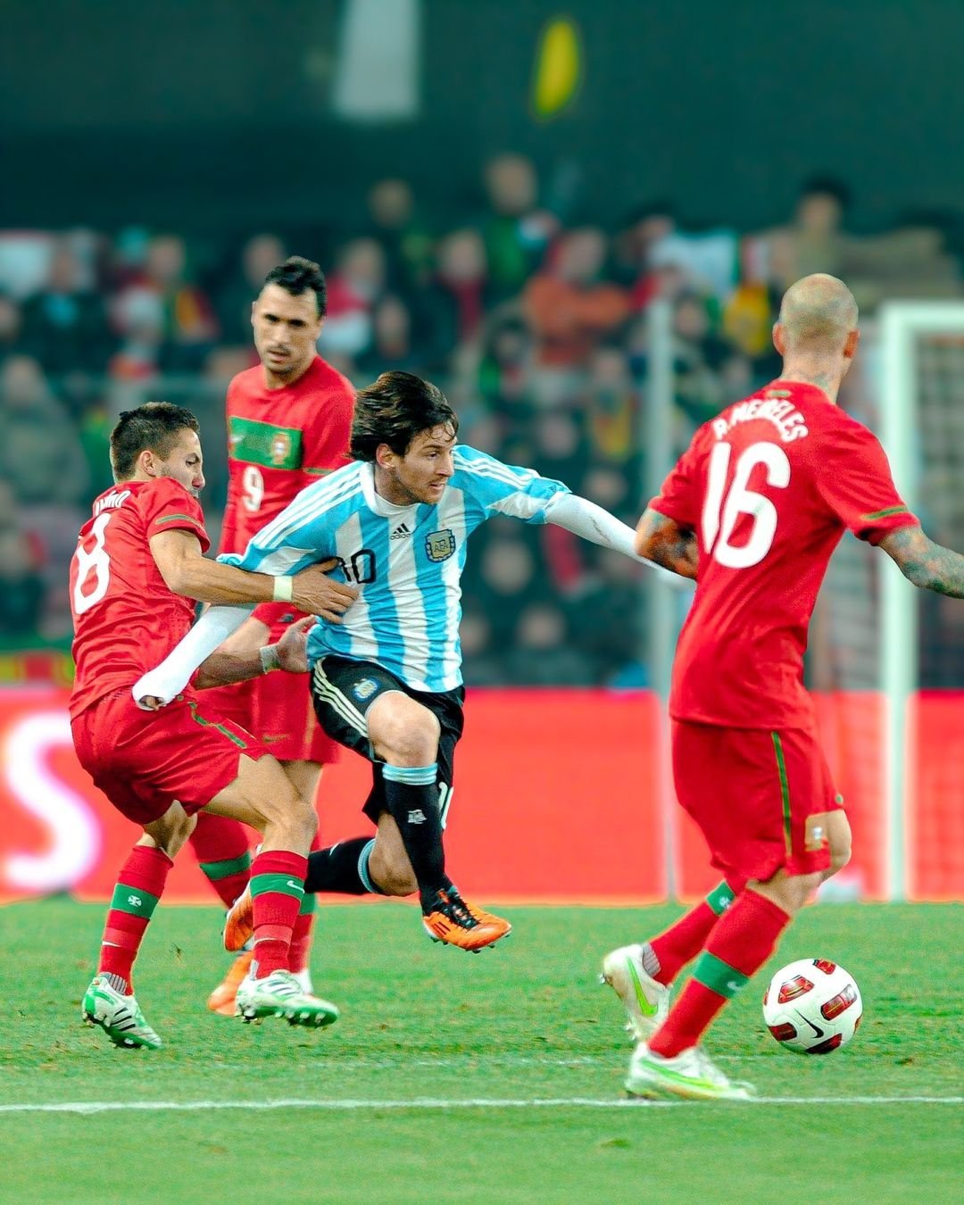 墨西哥力克西班牙,C罗状态火热 墨西哥力克西班牙,C罗状态火热