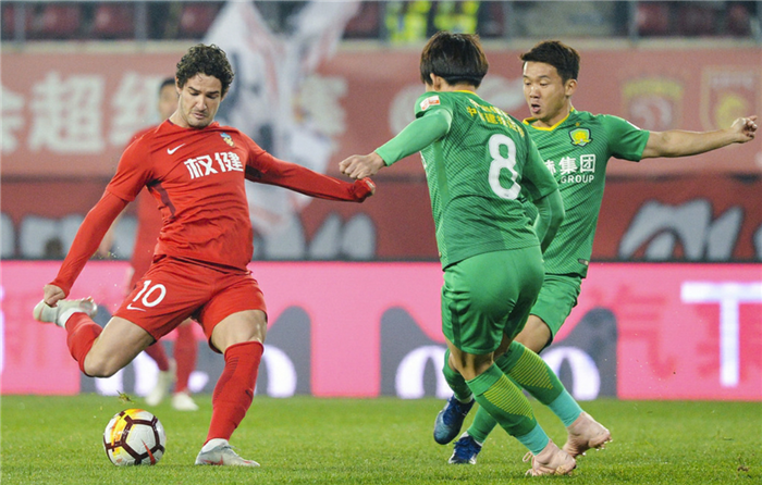 切尔西碾压AC米兰,卡拉斯科高光表现 切尔西碾压AC米兰,卡拉斯科高光表现