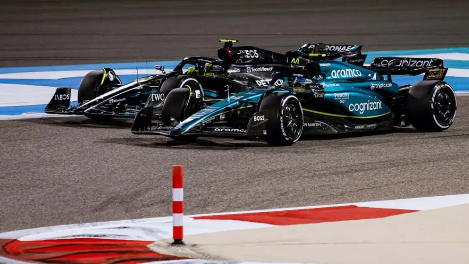 威廉姆斯翻盘梅赛德斯,拉塞尔刷新纪录 威廉姆斯翻盘梅赛德斯,拉塞尔刷新纪录