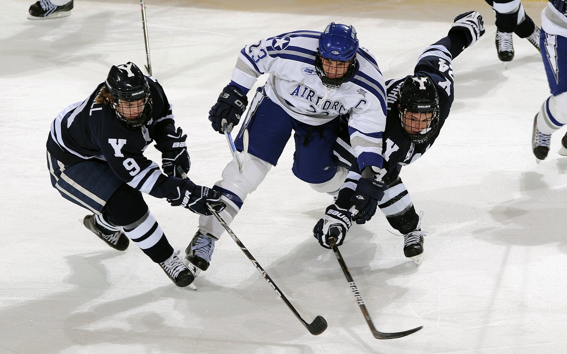 雷霆万钧，杰伦·格林欧冠半决赛接管比赛，火力全开压制热火式防守